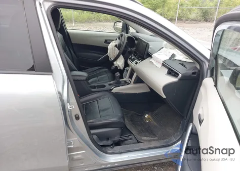 2023 Toyota Corolla Cross Le из США, поврежденный, VIN 7MUCAABG4PV066249